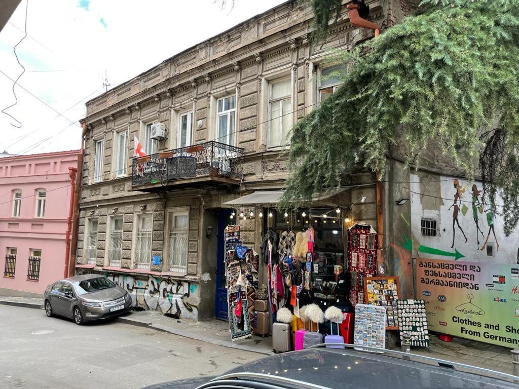 Ia'S Homestay Tiflis Exterior foto